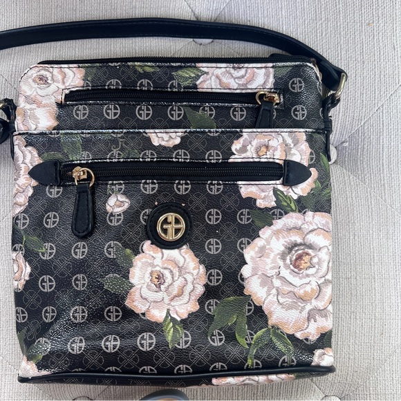 Giani Bernini crossbody purse - Picture 7 of 8